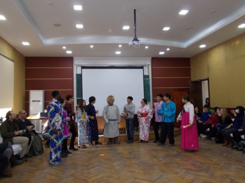 Рис. 4. Группа Д2 во время олимпиады по знанию монгольского языка